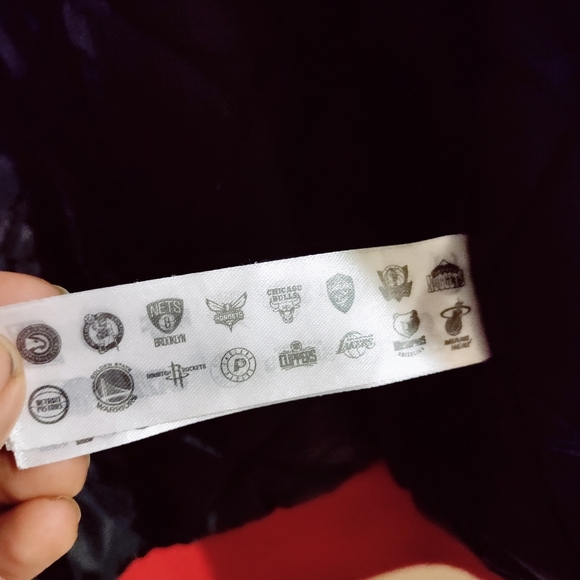 VINTAGE MENS JACKET COAT ~ CHICAGO BULLS SATIN BASKETBALL UNK ~ XLARGE - Picture 11 of 11